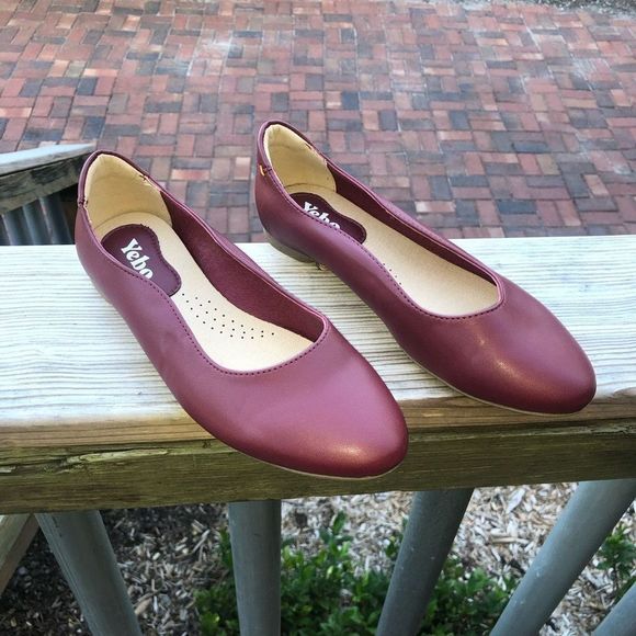 Anthropologie Yebo SOLUDOS EUC Vegan Maroon Red Ballet Flat Size 6, MSRP $78 - Picture 3 of 9